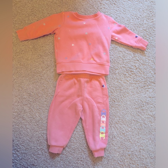 Champion Sweatsuit - Picture 1 of 1